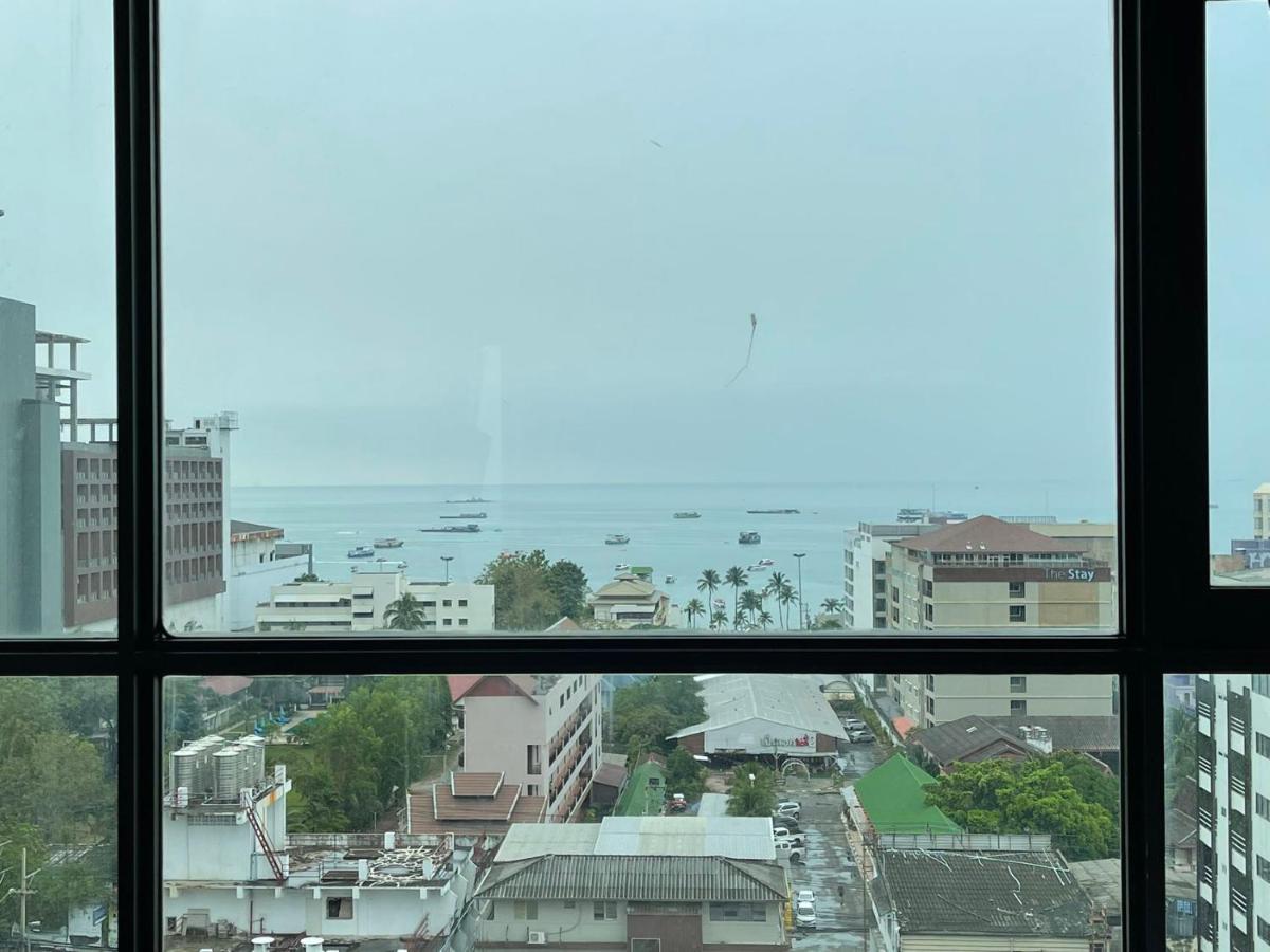 The Base Central Pattaya By Adam Exterior photo
