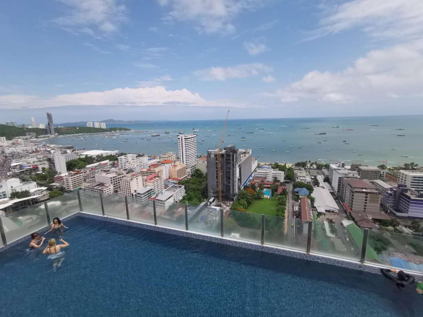 The Base Central Pattaya By Adam Exterior photo